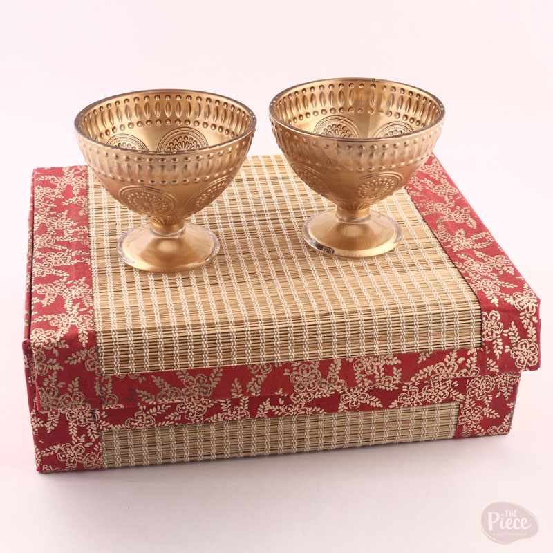 Vintage Gold Textured Glass Ice Cream Cups with Pedestal – Set of 6 - Image 4