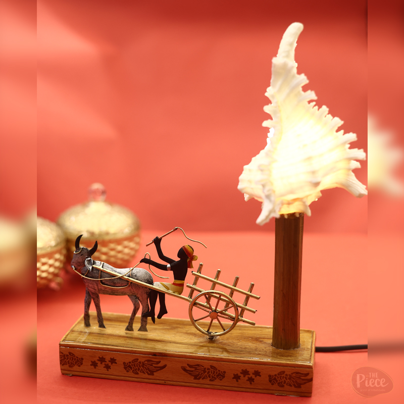 Eco friendly bullock cart sea shell table lamp