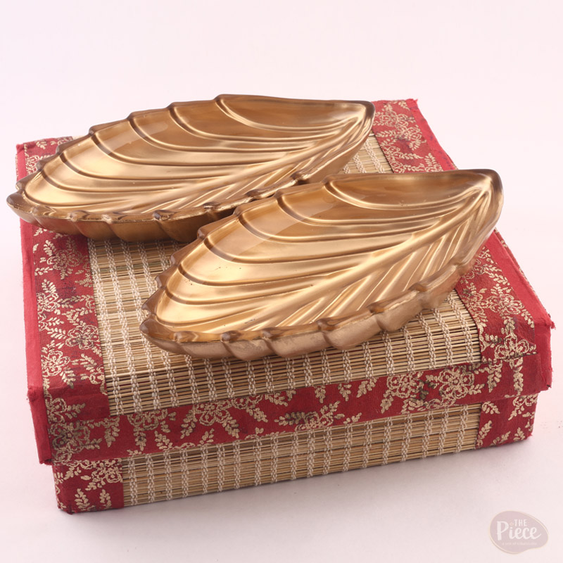Hand Painted Gold Finish Leaf Shape Serving Platter – Set of 6 - Image 4